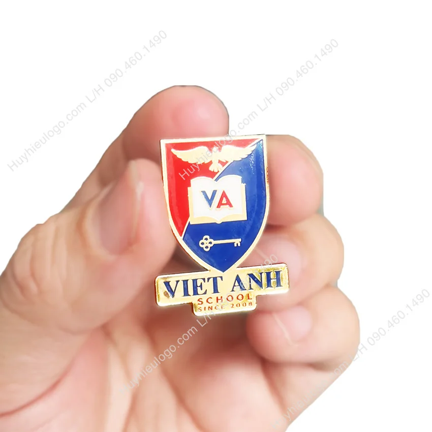 Huy hiệu logo đồng ăn mòn mạ vàng dập khuôn